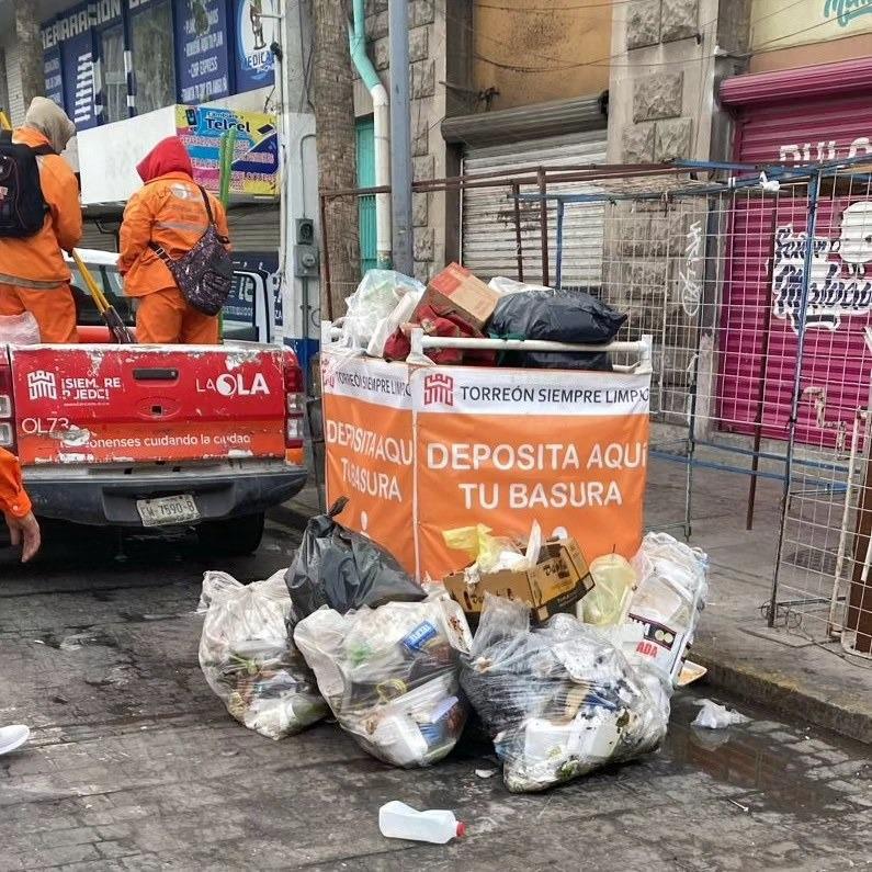 Retiran de 1 a 3 toneladas diarias de basura por peregrinaciones en el Centro de Torreón