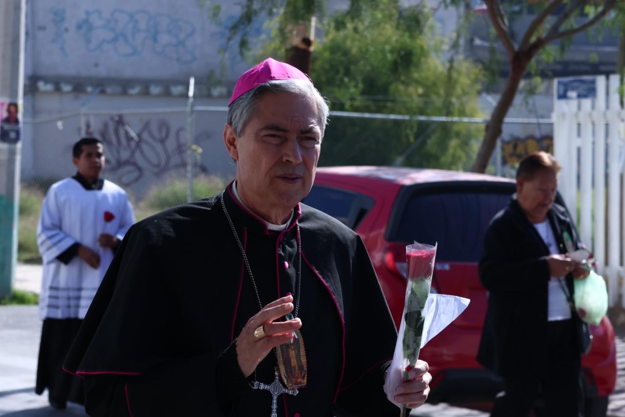 Recibe Diócesis de Torreón escrituras del Santuario de Cristo Rey