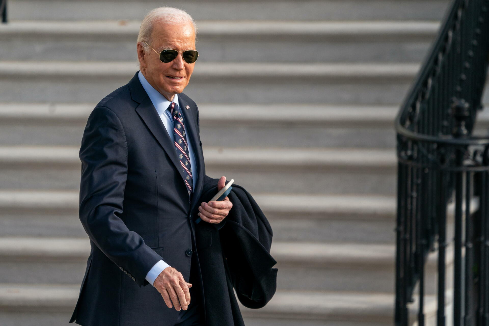 Afirma Biden que no buscaría reelección si no fuera por Trump