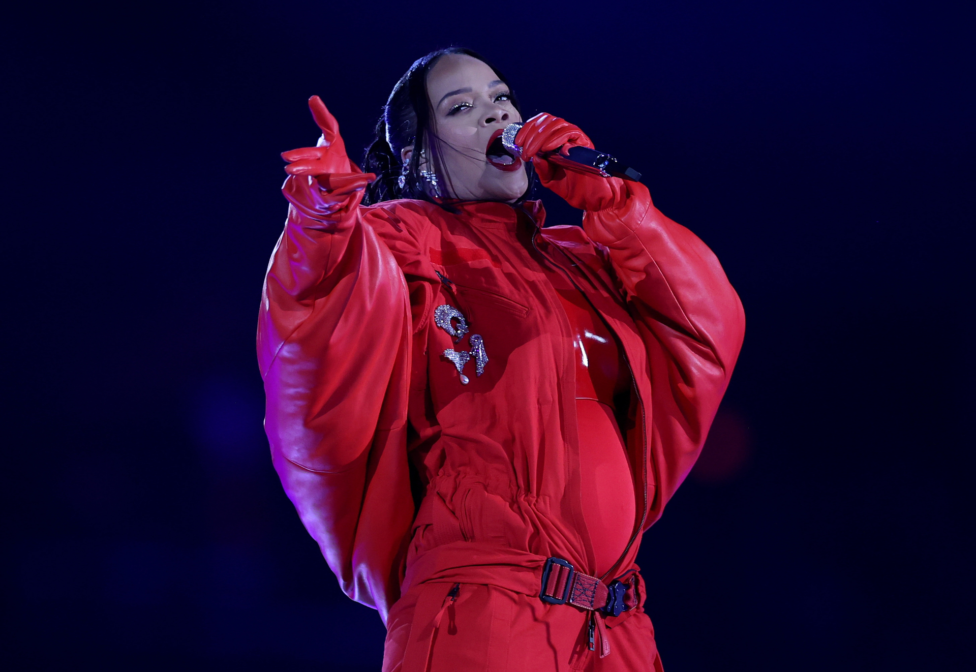 Rihanna no quería revelar su embarazo en el Super Bowl, pero esto pasó. Noticias en tiempo real