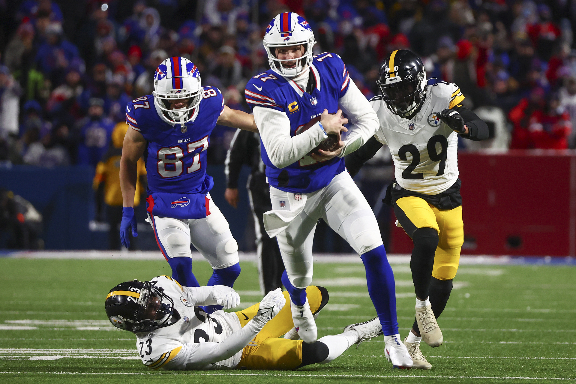 Bills congelan a los Acereros y avanzan a la ronda divisional. Noticias en tiempo real