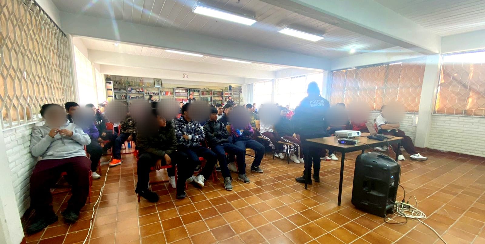 Policía ofrece plática sobre ciberbullying en escuelas de San Pedro. Noticias en tiempo real