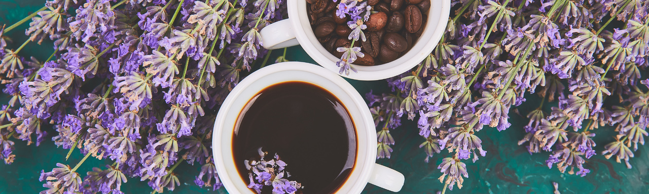 Olvídate del estrés con una taza de latte. Noticias en tiempo real