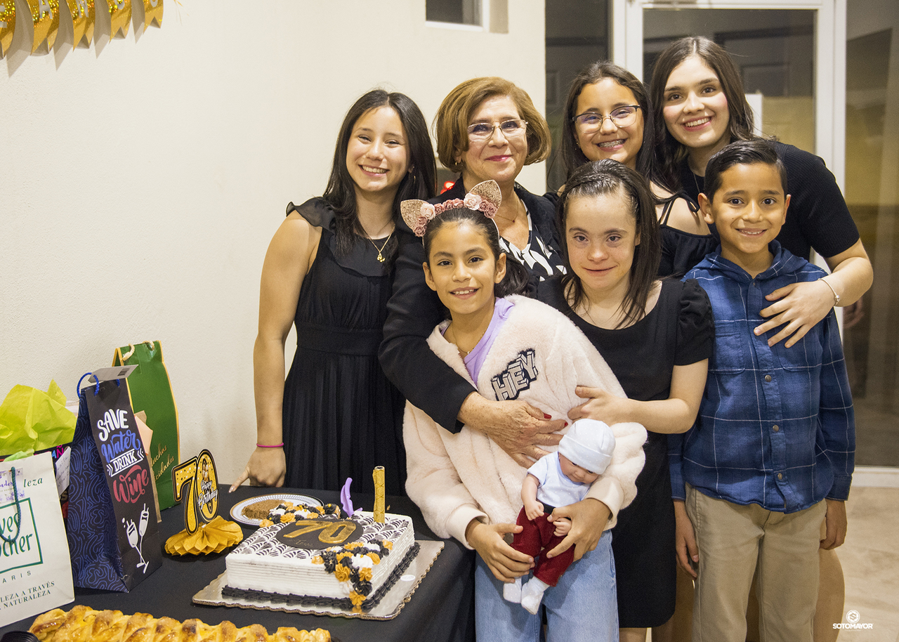 Festejan a Tere Lugo. Noticias en tiempo real