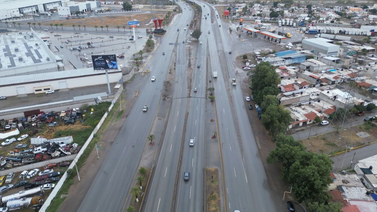 Lluvias ponen a prueba drenaje pluvial en periférico. Noticias en tiempo real