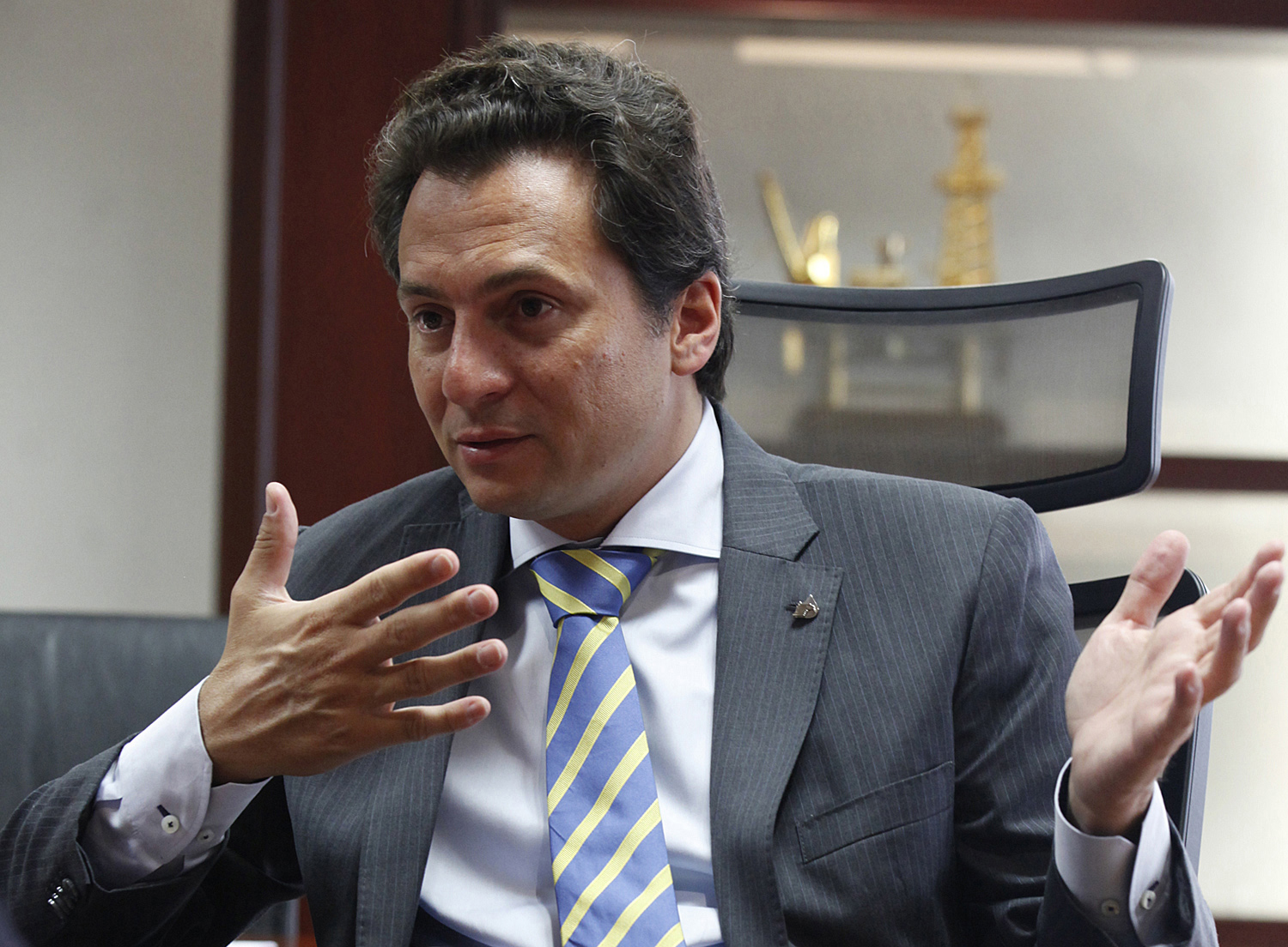 Emilio Lozoya sale del Reclusorio Norte tras obtener la prisión domiciliaria. Noticias en tiempo real