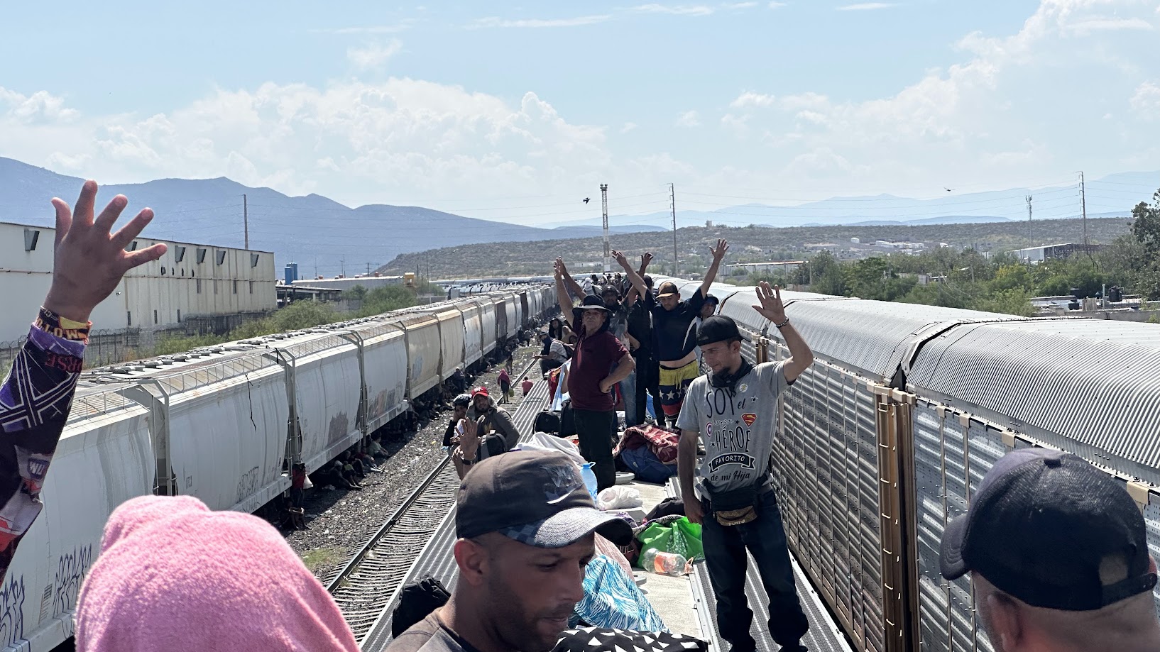 El  Instituto Nacional de Migración deportó 2,400 migrantes en Monclova. Noticias en tiempo real