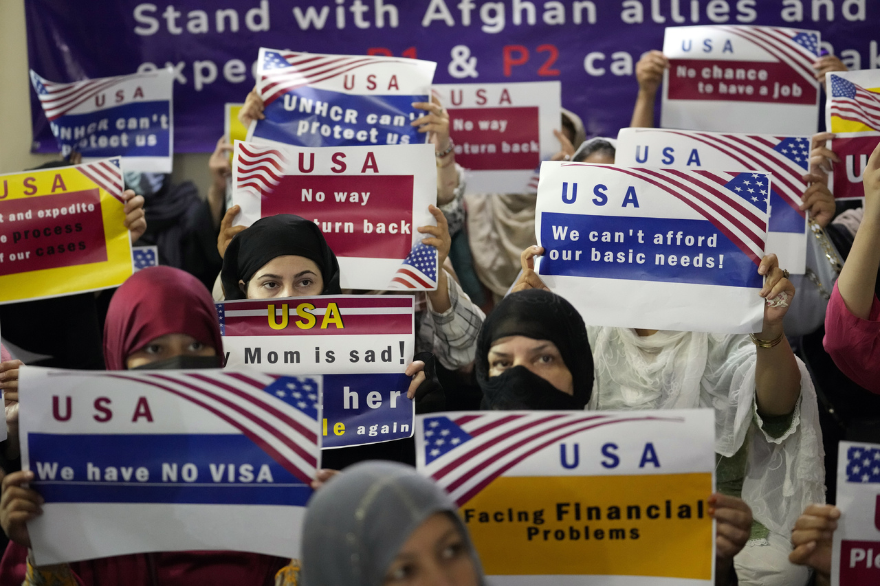 Piden más visas para afganos que ayudaron a EUA en Afganistán. Noticias en tiempo real