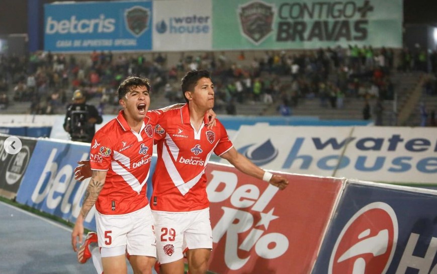 Le remontan a Santos en los últimos minutos y Juárez los derrota 2-1. Noticias en tiempo real