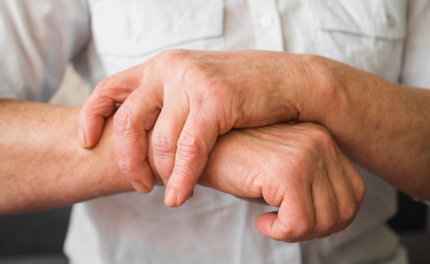 El remedio casero que combate la artritis. Noticias en tiempo real