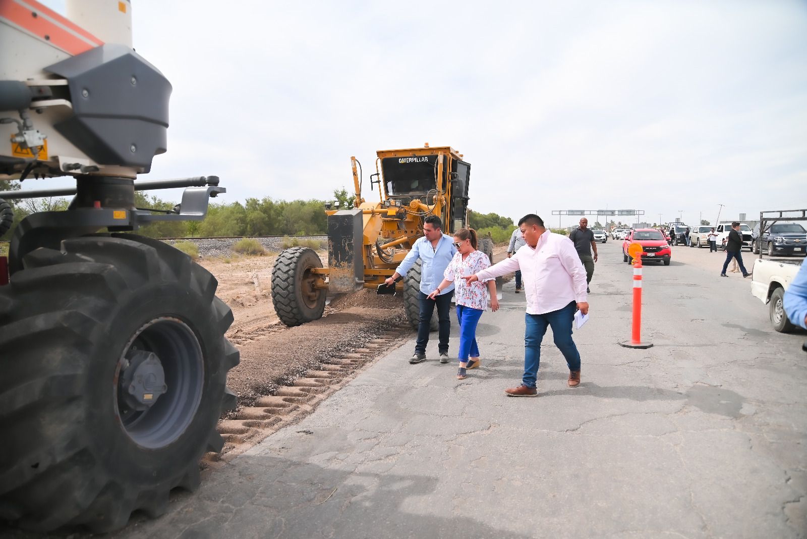 Leticia Herrera Ale supervisa obras de pavimentación en tres diferentes zonas de Gómez Palacio. Noticias en tiempo real