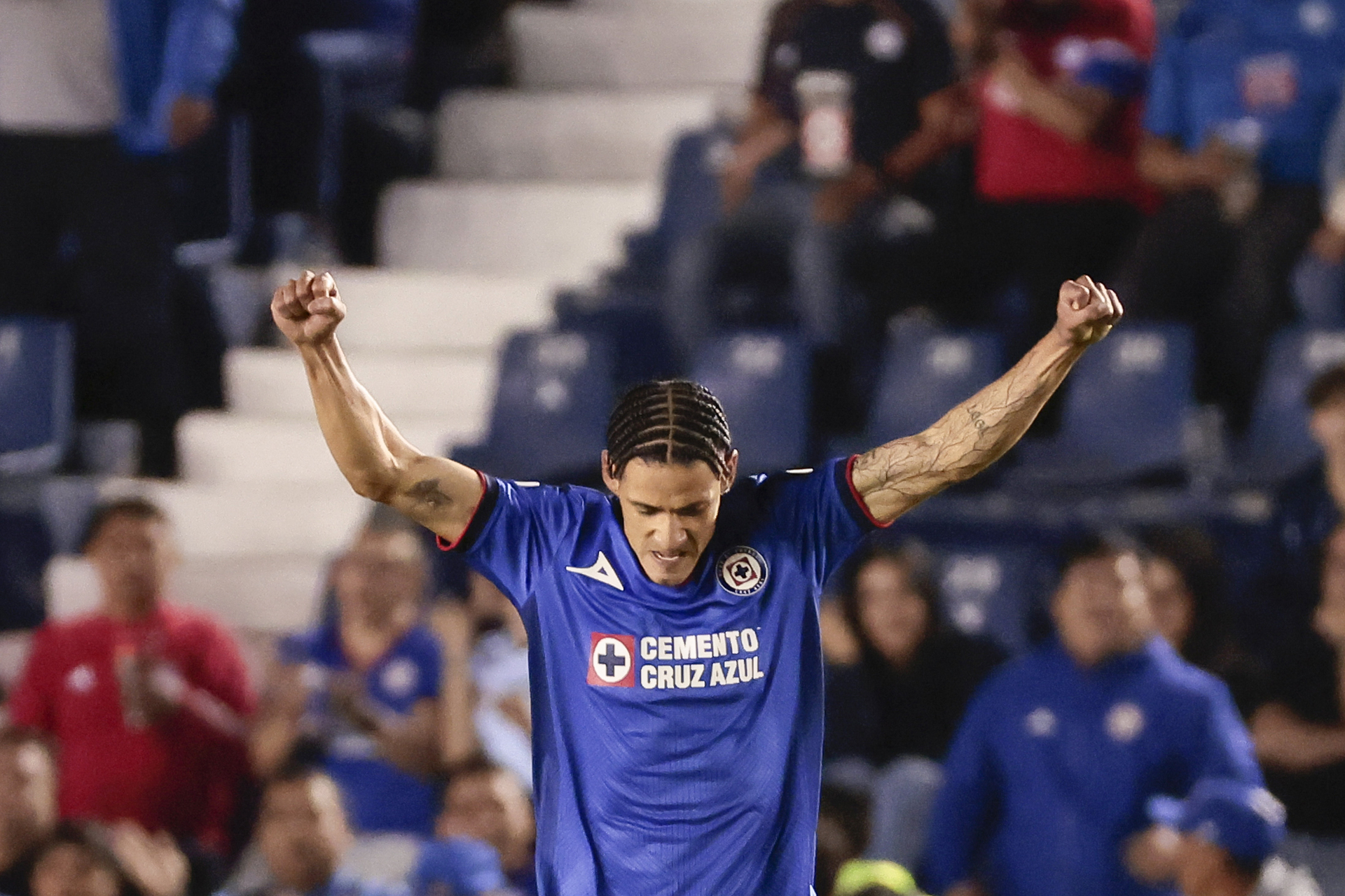 El Cruz Azul quiere su lugar en la liguilla . Noticias en tiempo real
