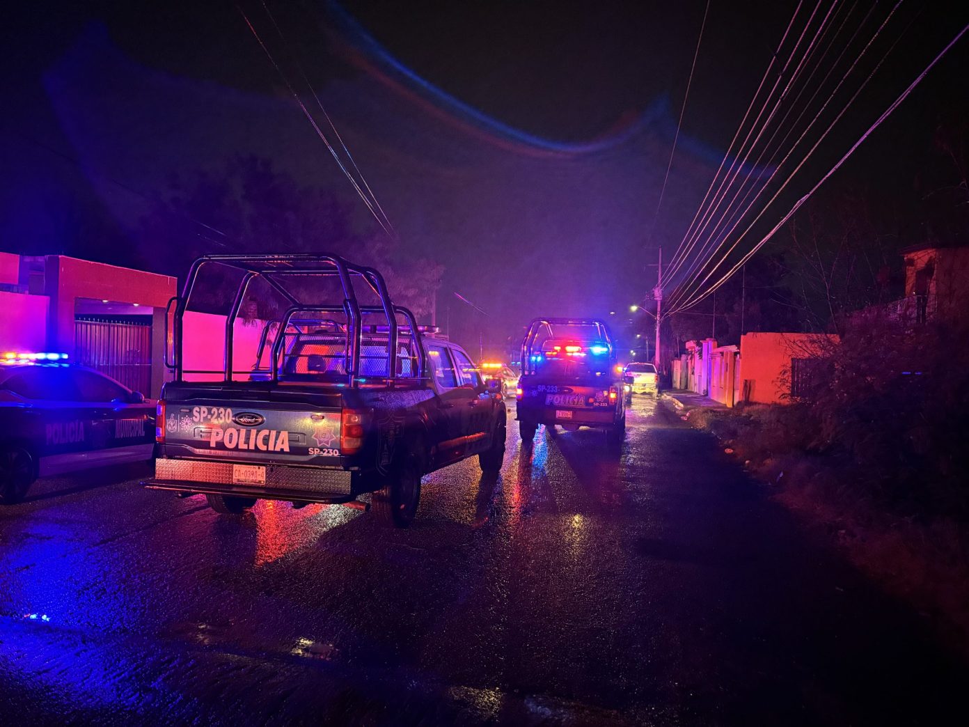Disparan saqueadores a guardias de AHMSA. Noticias en tiempo real