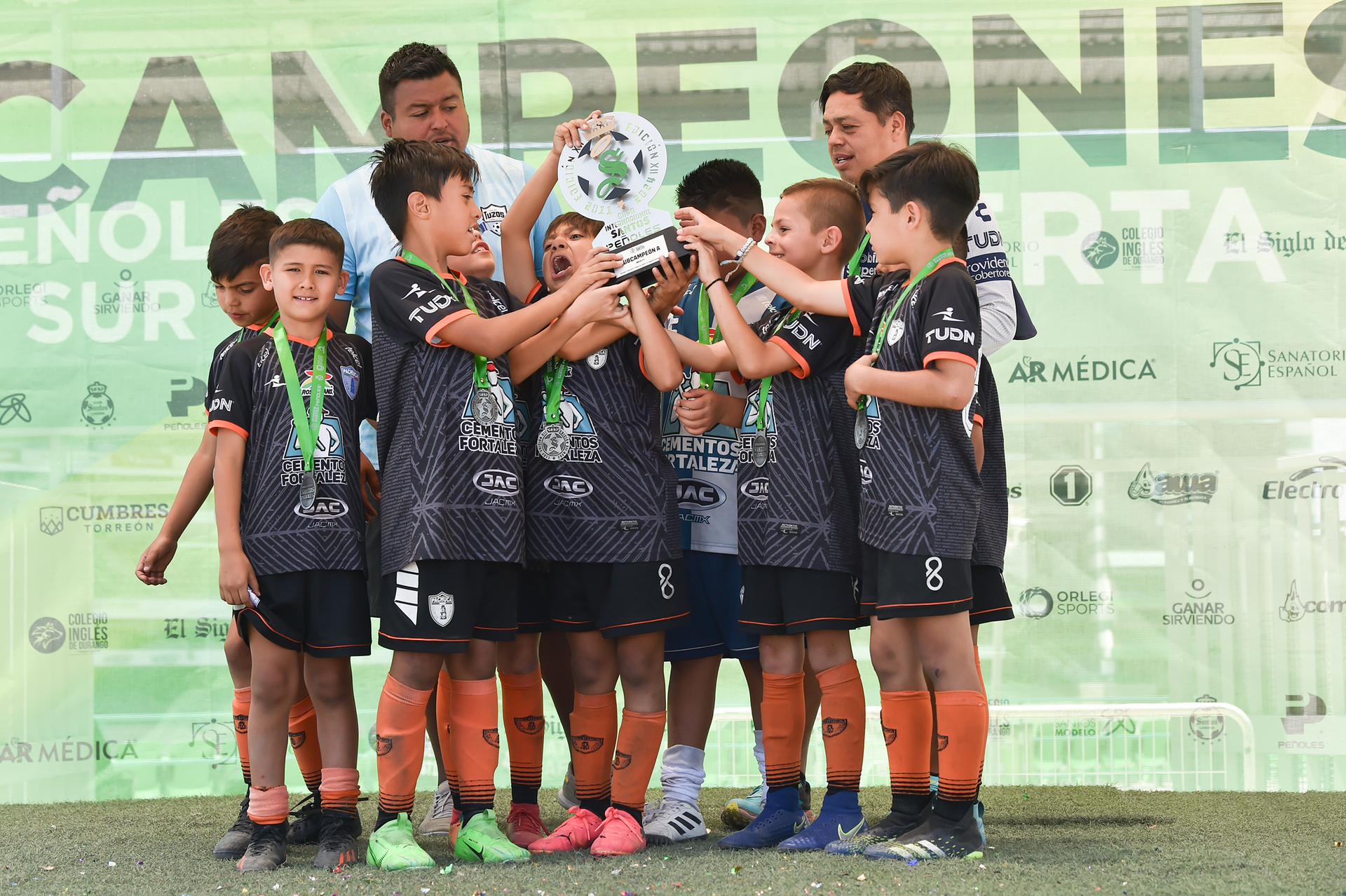 Se coronan en Copa Santos Peñoles. Noticias en tiempo real