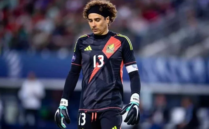 ¡Le llueve sobre mojado! A Guillermo Ochoa tampoco lo consideraron en la Salernitana. Noticias en tiempo real