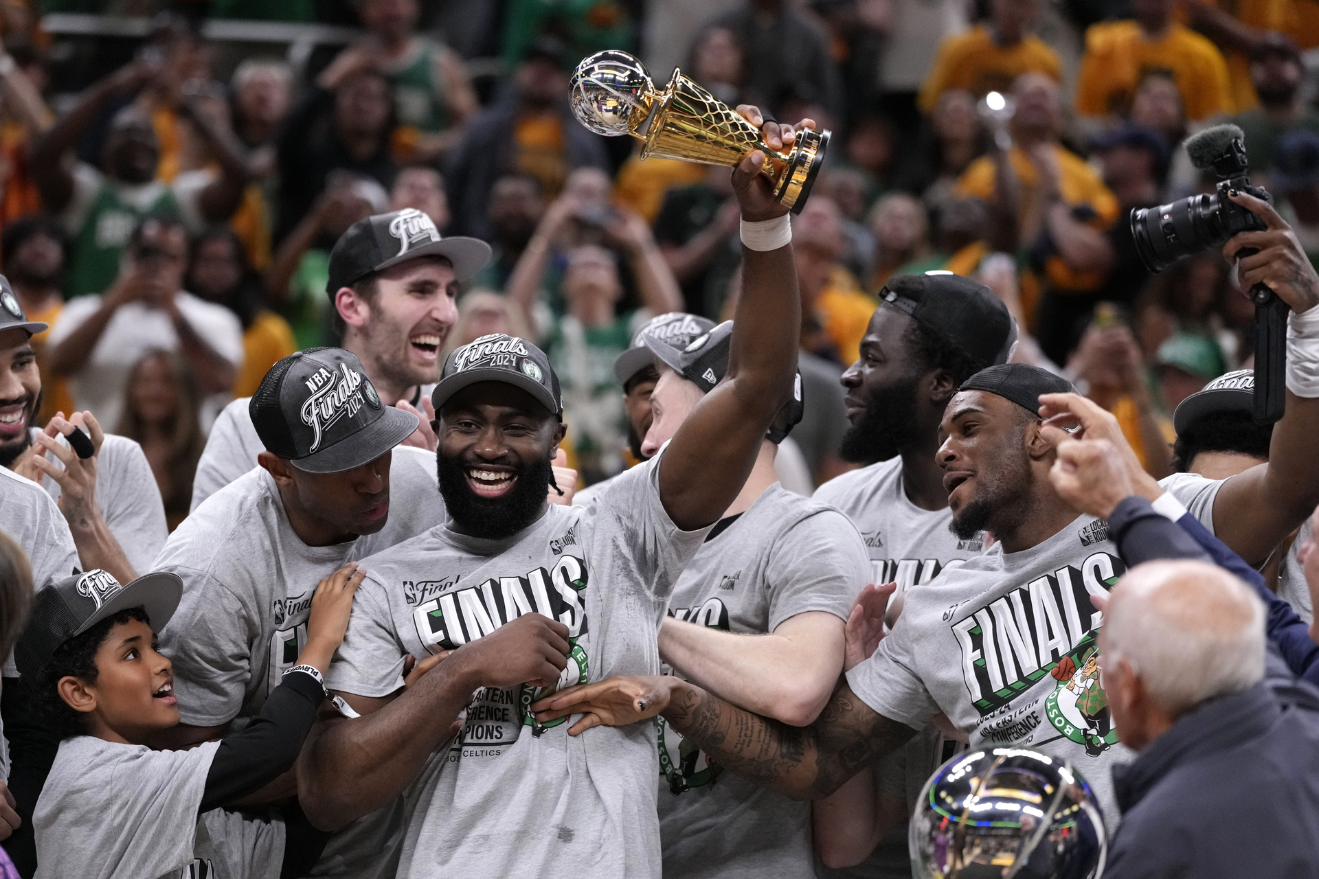 Celtics jugará las Finales de la NBA al completar barrida contra Pacers . Noticias en tiempo real