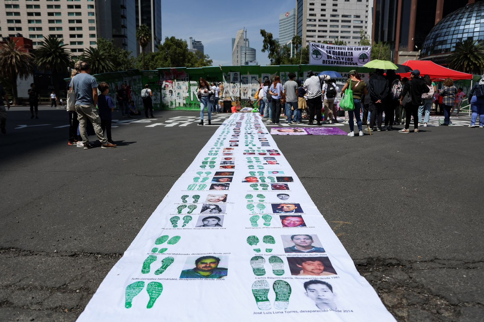 Colectivos de desaparecidos piden a Sheinbaum una política de estado . Noticias en tiempo real