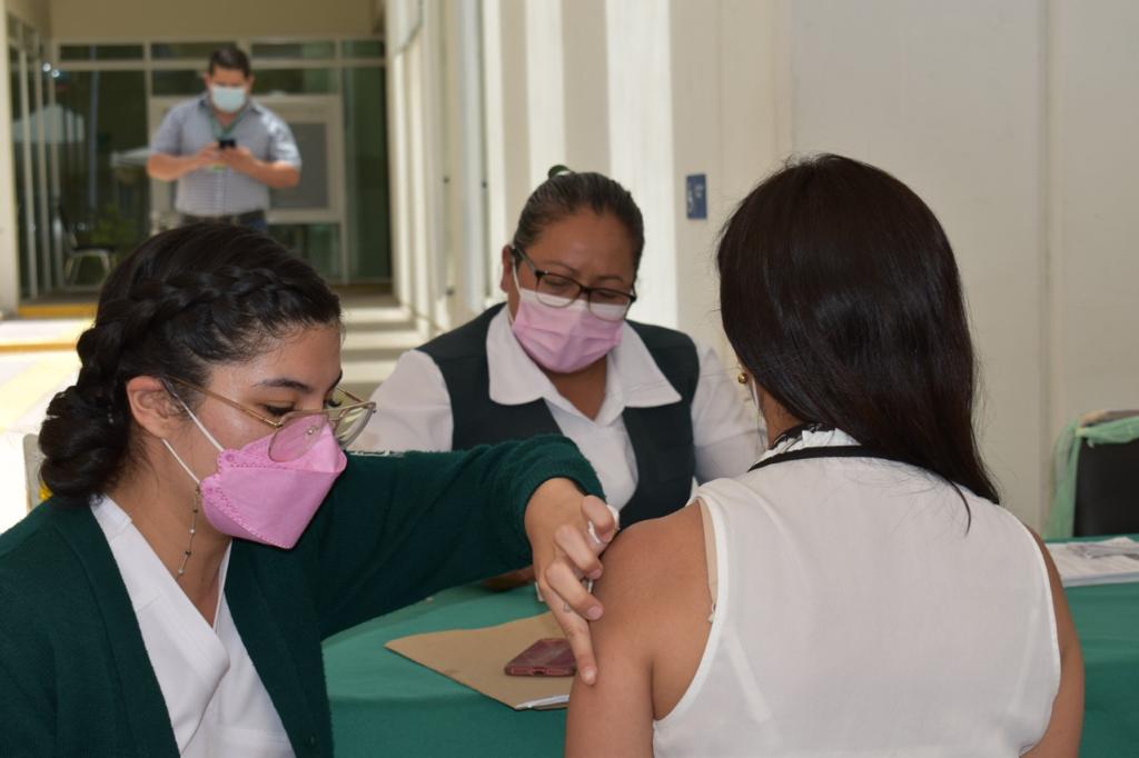 Llama IMSS Durango a pacientes con enfermedades del corazón a vacunarse contra la influenza. Noticias en tiempo real