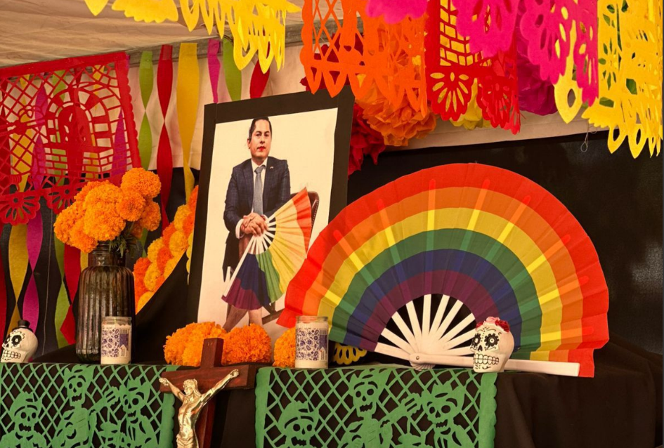 Recuerdan a Ociel Baena, Le Magistrade, en altar de muertos . Noticias en tiempo real