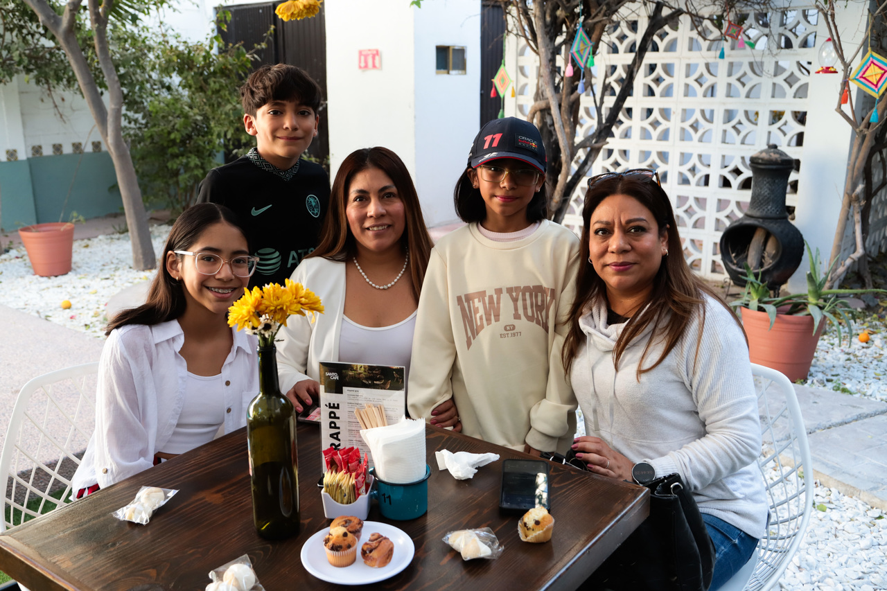 Brunch por aniversario. Noticias en tiempo real