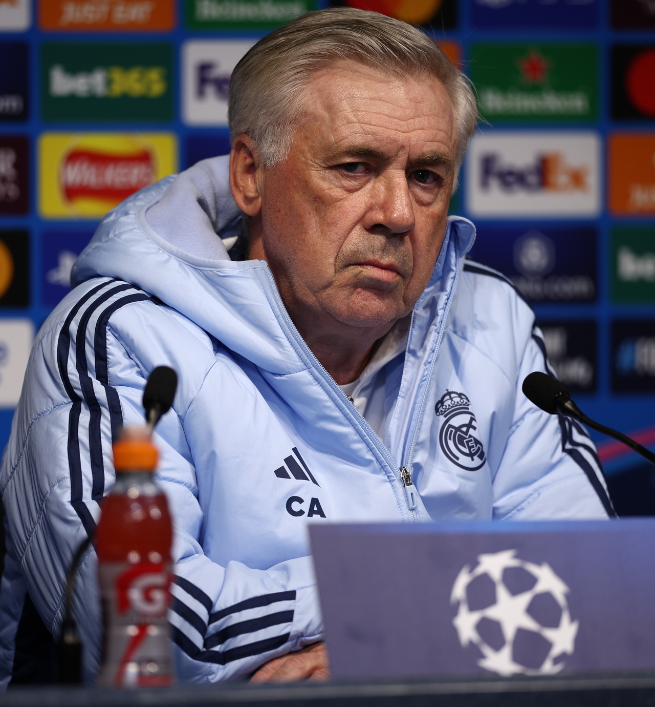 Ancelotti defiende 