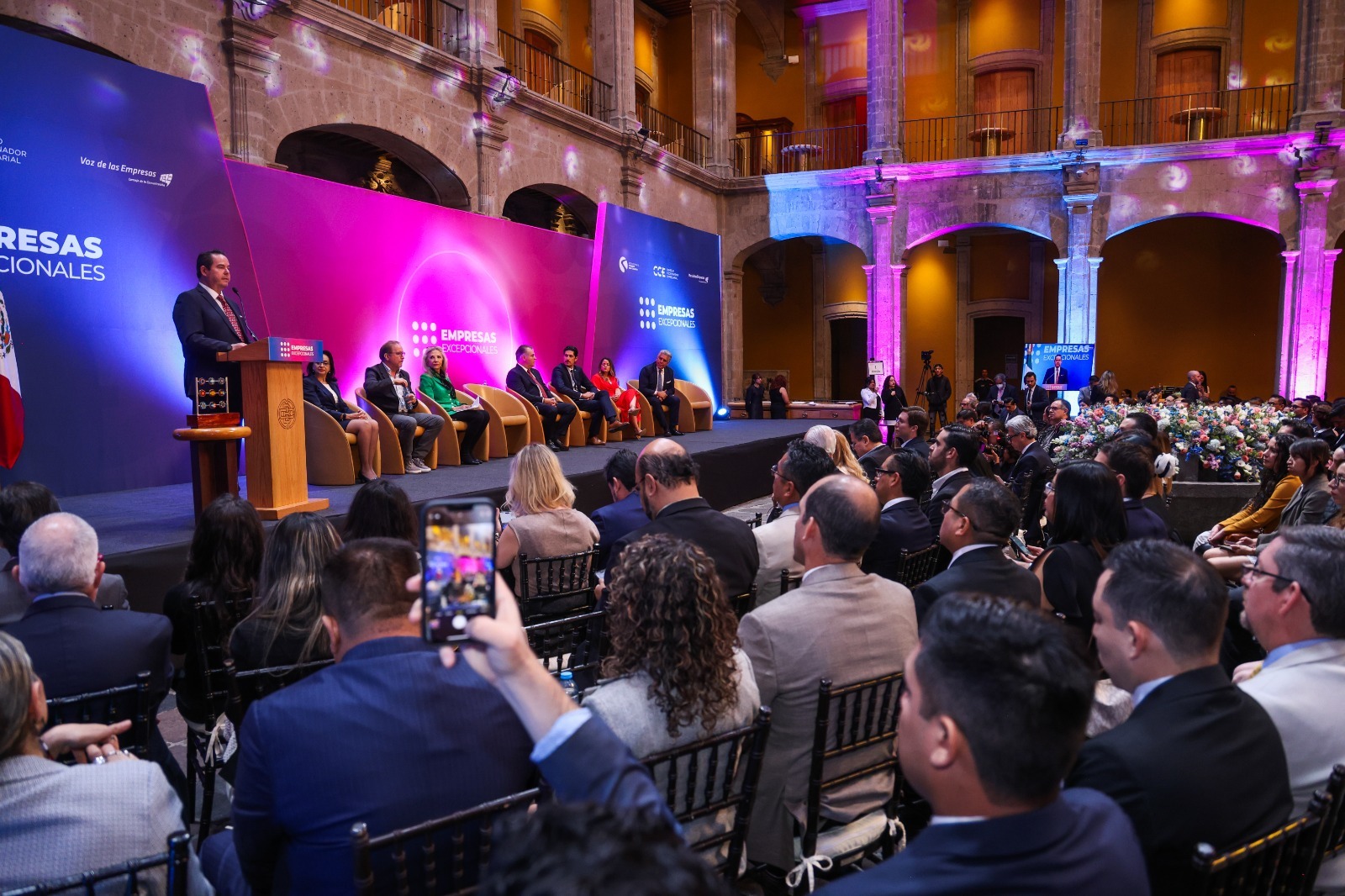Grupo Lala recibe el Reconocimiento Empresas  Excepcionales 2025. Noticias en tiempo real