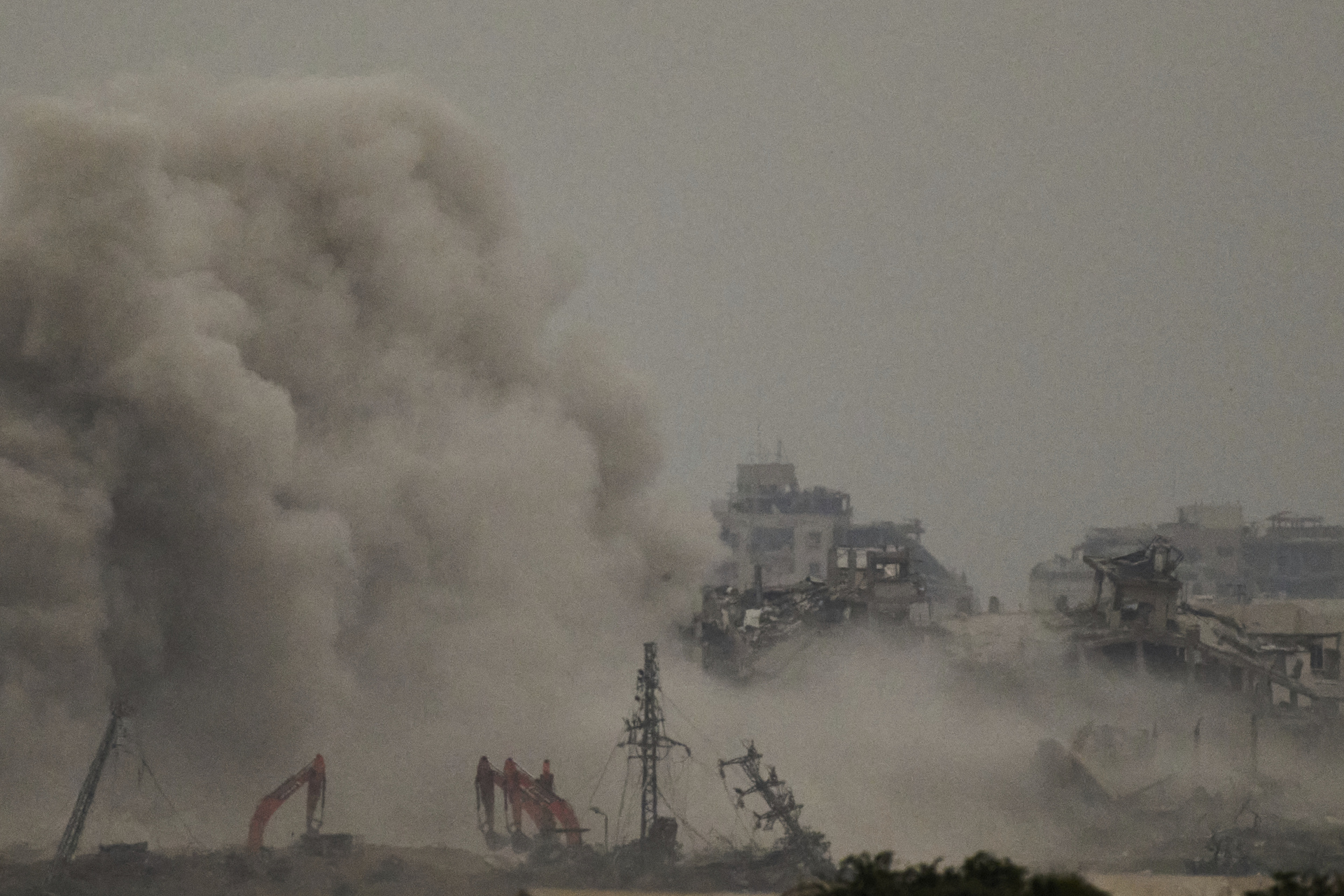 Israel asesina a dos periodistas en la Franja de Gaza y hiere a nueve; van 211 muertos desde octubre de 2023. Noticias en tiempo real