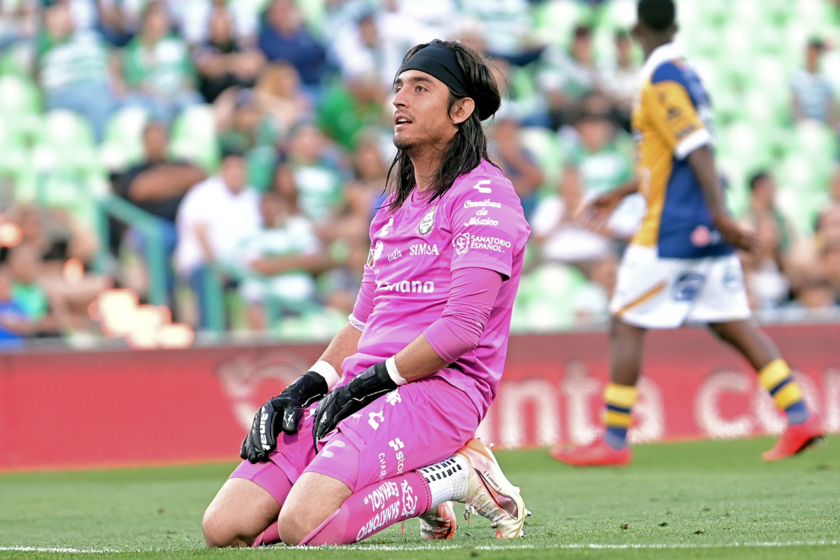 ¿Al Mundial de Clubes? Estos son los 2 equipos que buscarían a Carlos Acevedo. Noticias en tiempo real