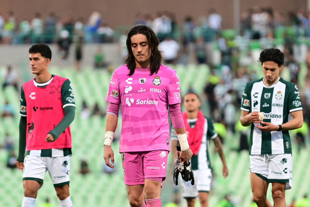Santos Laguna deja ir la ventaja y Querétaro remonta el partido. Noticias en tiempo real