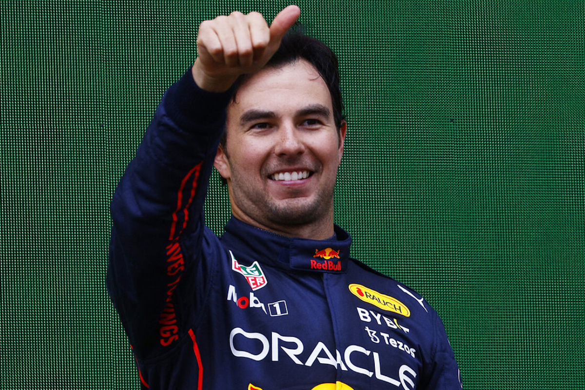Prensa internacional respalda a Checo Pérez para llegar a Cadillac en 2026. Noticias en tiempo real