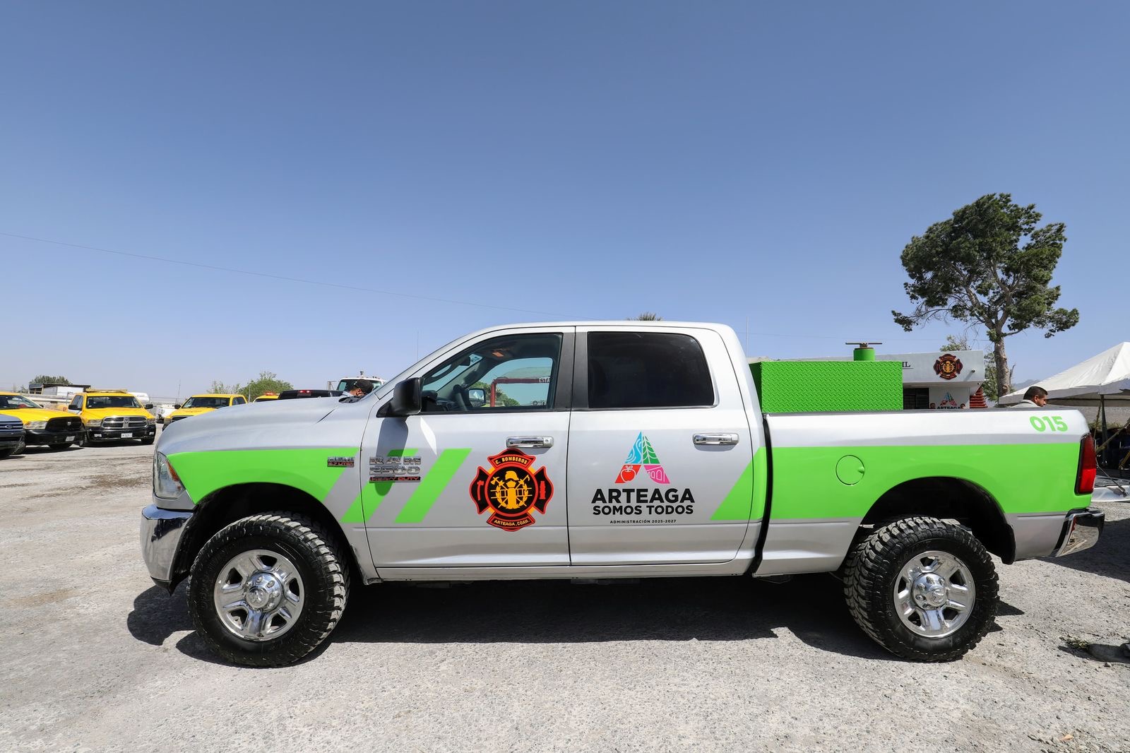 Aumenta en un 90% tránsito vehicular en Arteaga . Noticias en tiempo real