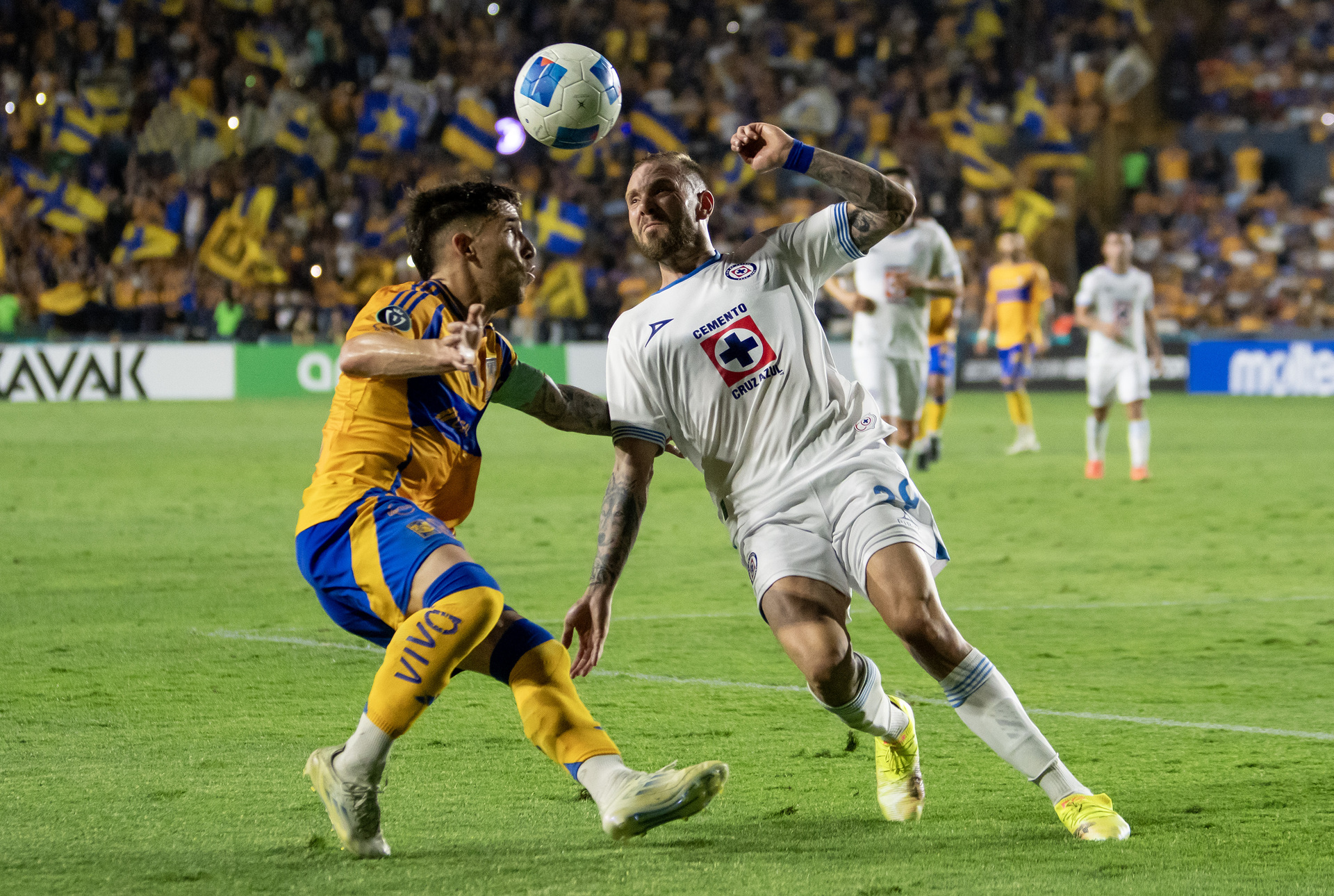 Concachampions: Tigres y Cruz Azul empatan y dejan todo para la Vuelta. Noticias en tiempo real