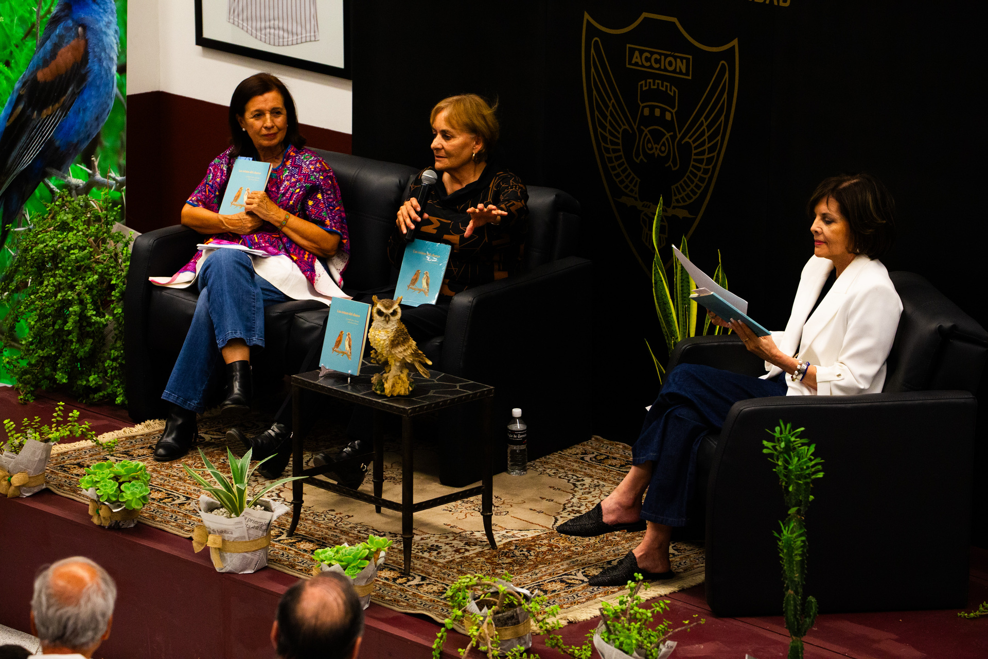 Julie Ibarra Rossow y Elizabeth Pérez Alemán presentan su libro en El Siglo de Torreón. Noticias en tiempo real