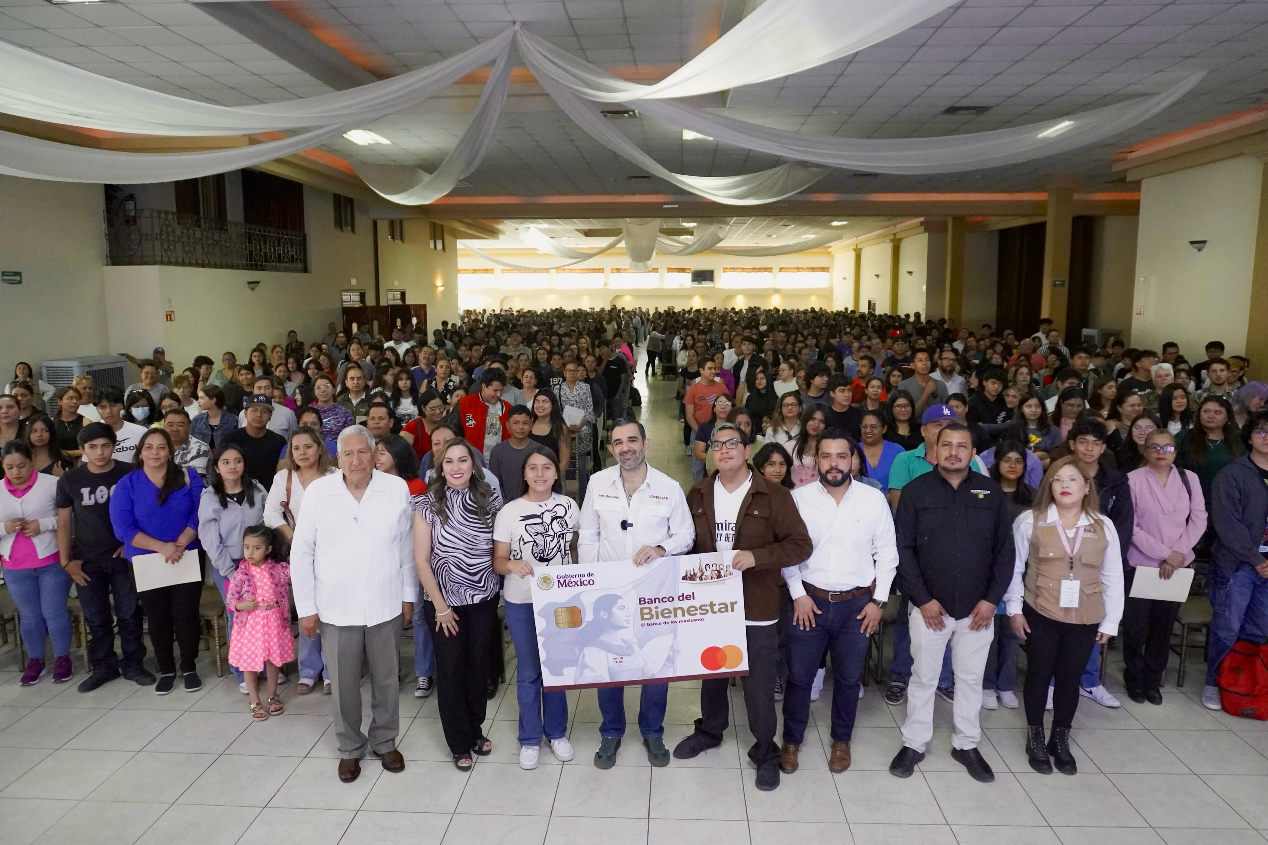 Se suman más de 15 mil alumnos coahuilenses a la Beca Benito Juárez en una semana. Noticias en tiempo real