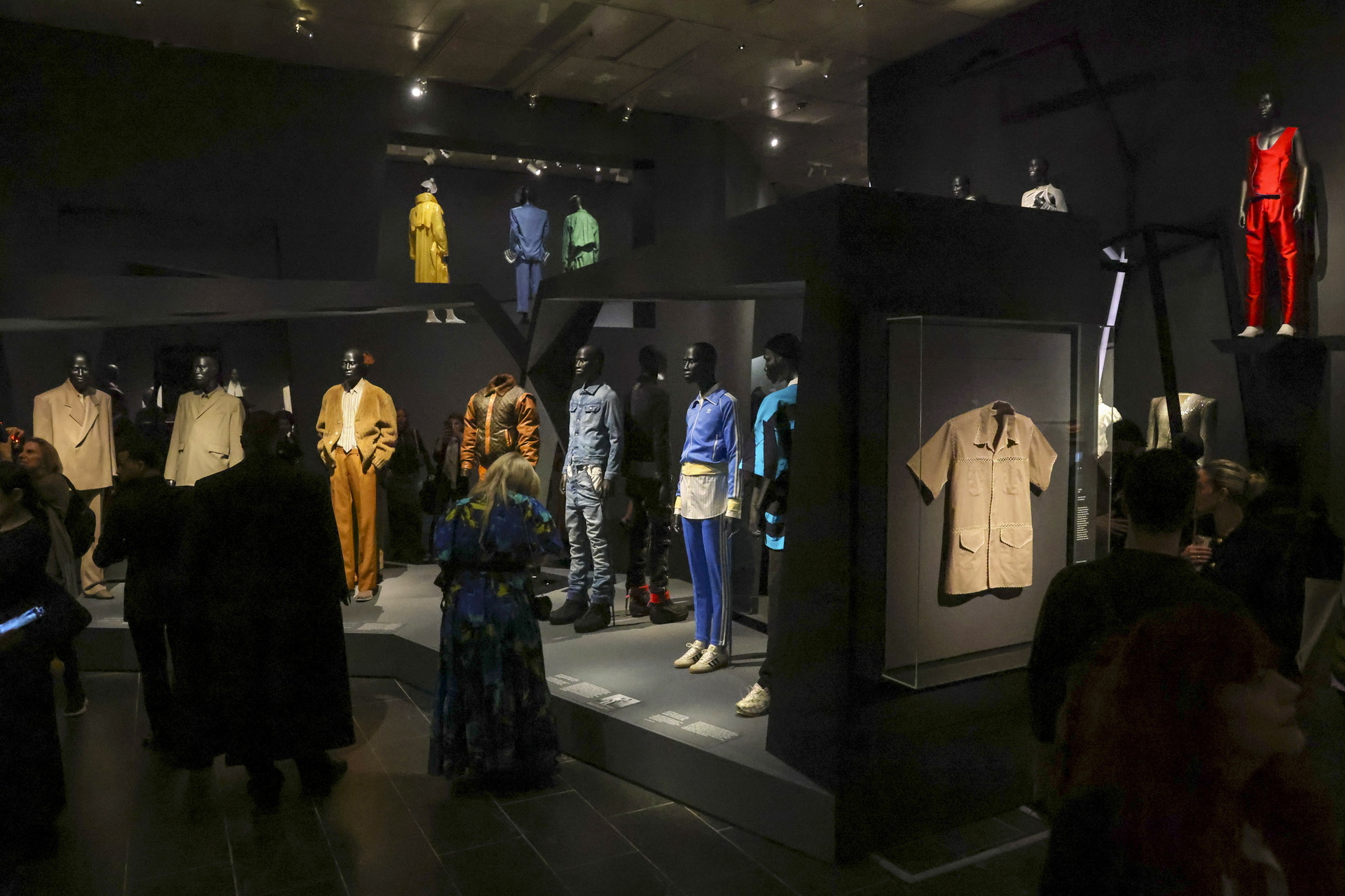 Met Gala 2025: El código de vestimenta rinde homenaje al estilo dandi negro . Noticias en tiempo real