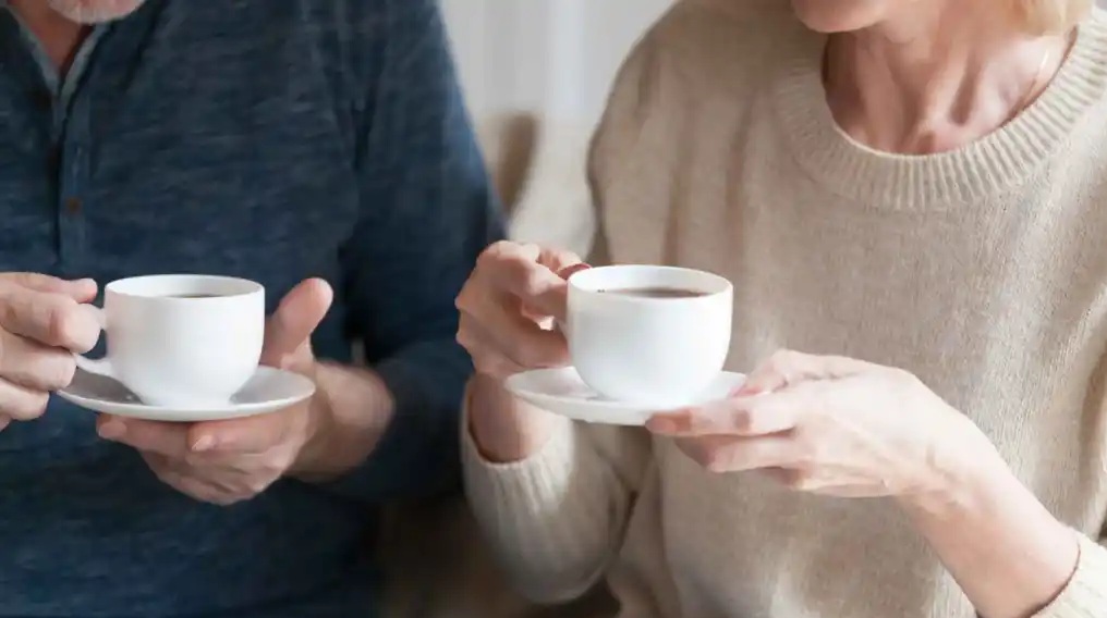 ¿A qué edad y bajo qué circunstancias se debe dejar de tomar café? . Noticias en tiempo real