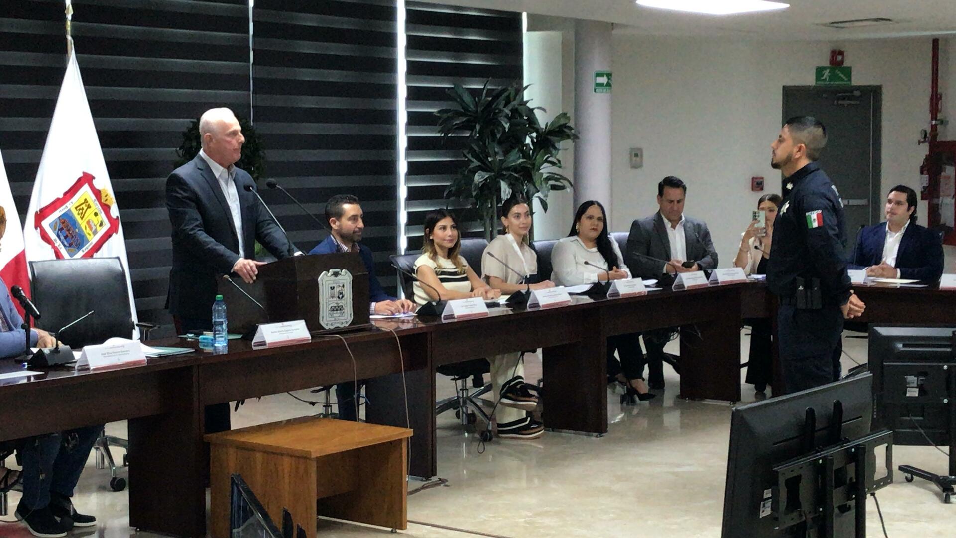 Ratifica Cabildo de Torreón a Alfredo Flores como director de Seguridad Pública . Noticias en tiempo real
