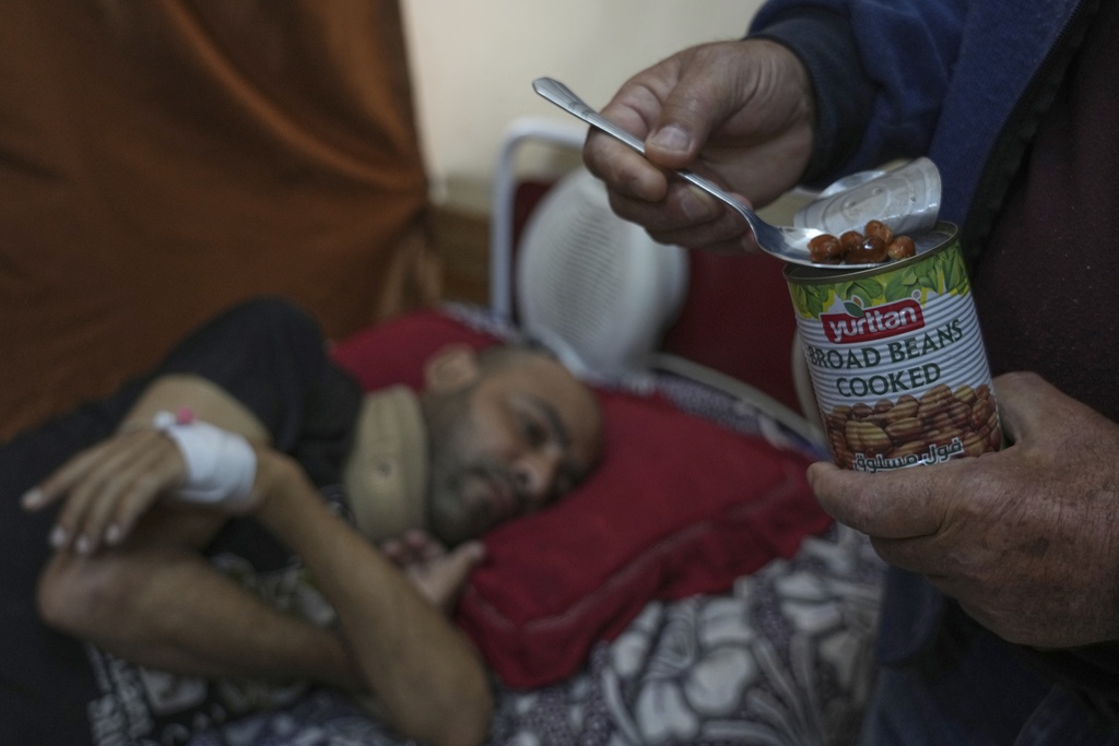 Bloqueo de Israel impide que hospitales en Gaza alimenten a sus pacientes en recuperación. Noticias en tiempo real