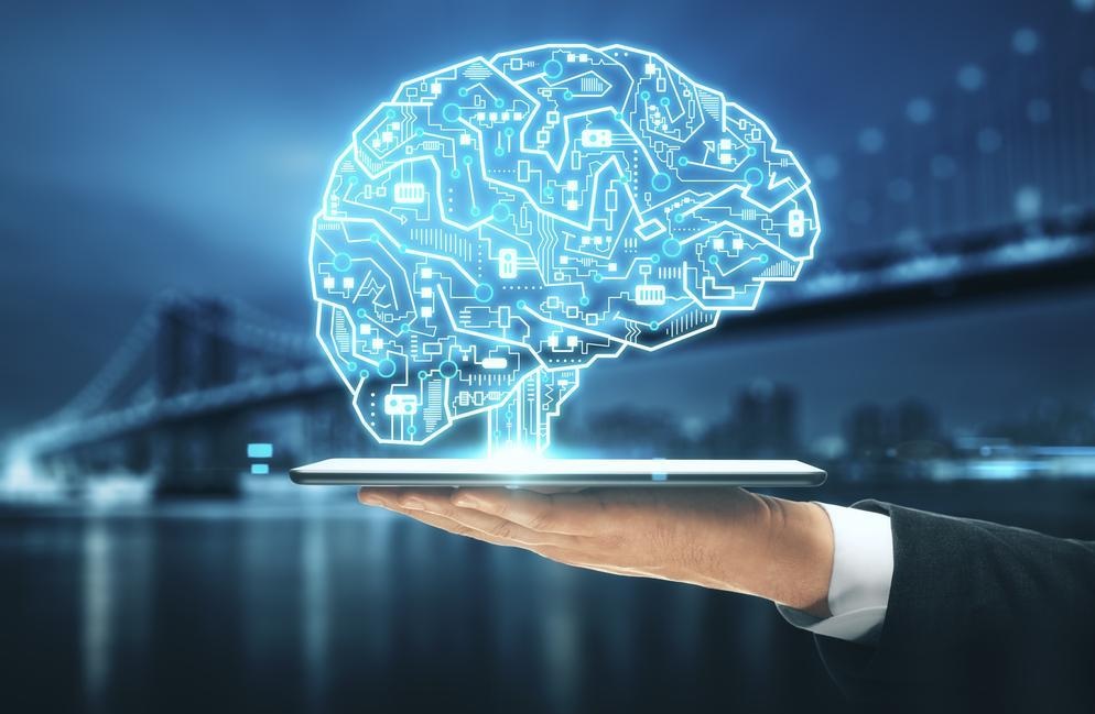 Nuevos asistentes virtuales: no solo humanos, sino también IA + equipo humano. Noticias en tiempo real