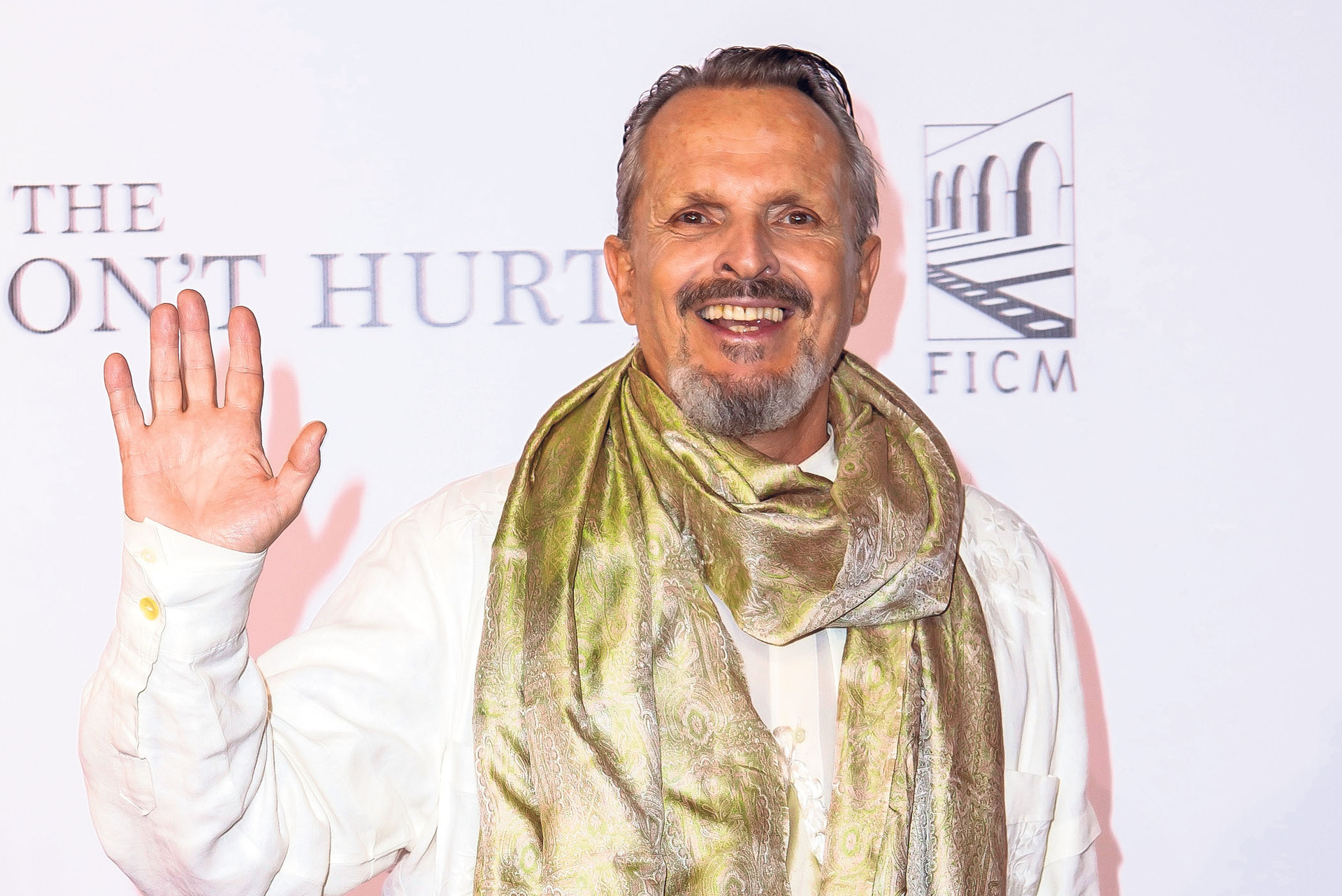 Miguel Bosé cambia de sede para su concierto en Torreón. Noticias en tiempo real
