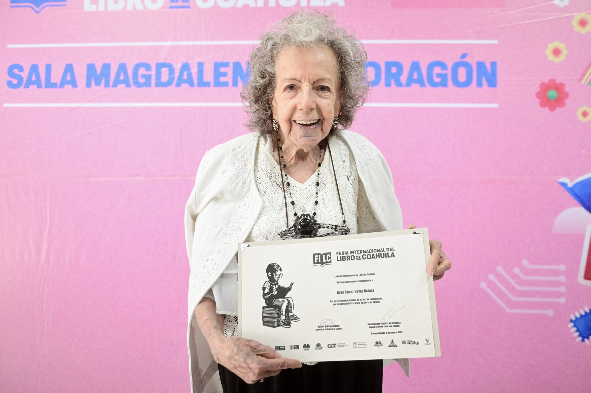 Rosa Gámez Reyes Retana, homenaje a una vida hecha poesía en la FILC Región Laguna. Noticias en tiempo real