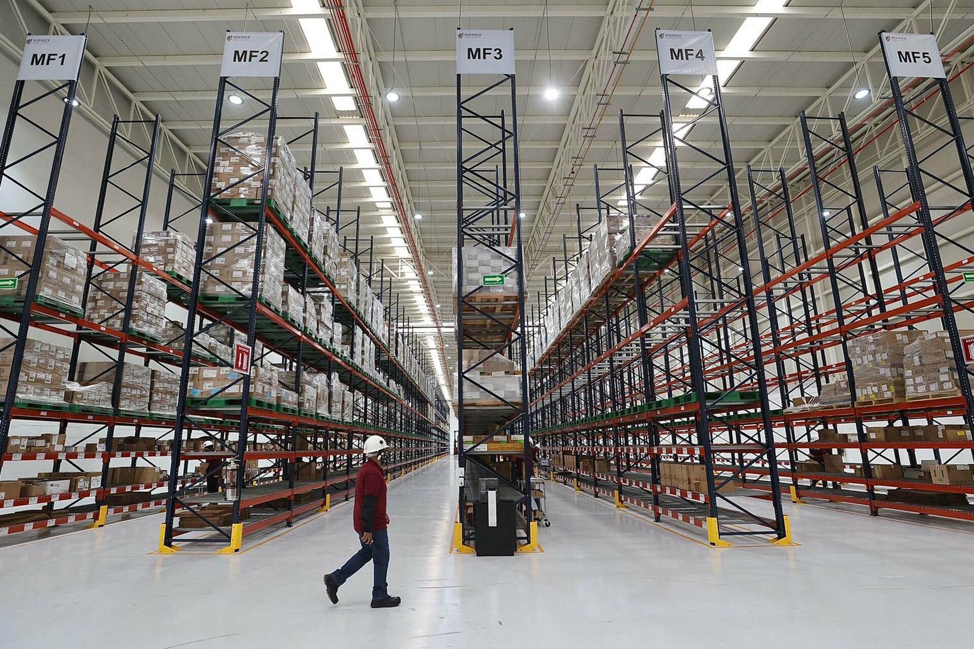 Megafarmacia del Bienestar se encarece 4 mil millones y opera como simple bodega. Noticias en tiempo real