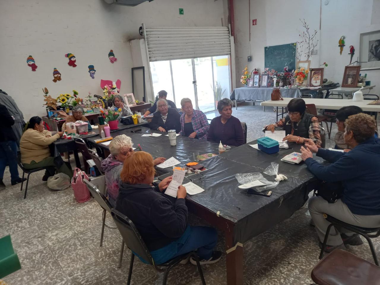 Ofrecen talleres gratuitos en Centro Comunitario. Noticias en tiempo real