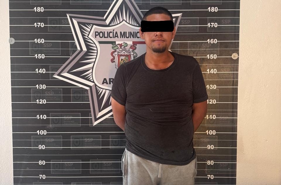 Detienen a sujeto buscado por robos con violencia en la Región Sureste en Arteaga . Noticias en tiempo real
