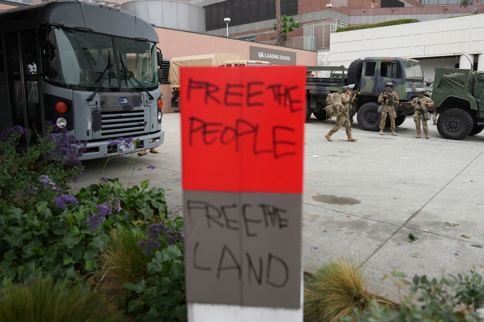 Guardia Nacional de Estados Unidos llega a Los Ángeles para reprimir protestas contra redadas masivas de migrantes. Noticias en tiempo real