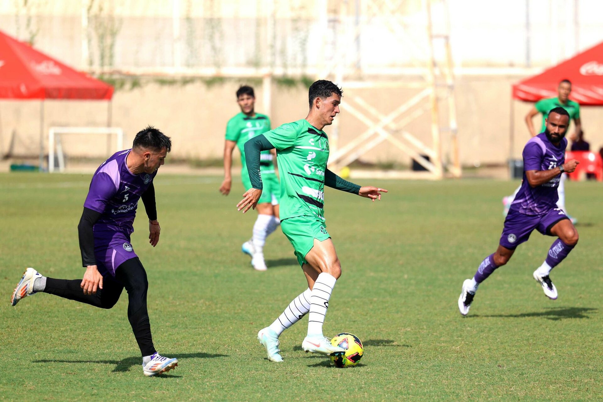 Santos Laguna empata en su primer amistoso de pretemporada. Noticias en tiempo real