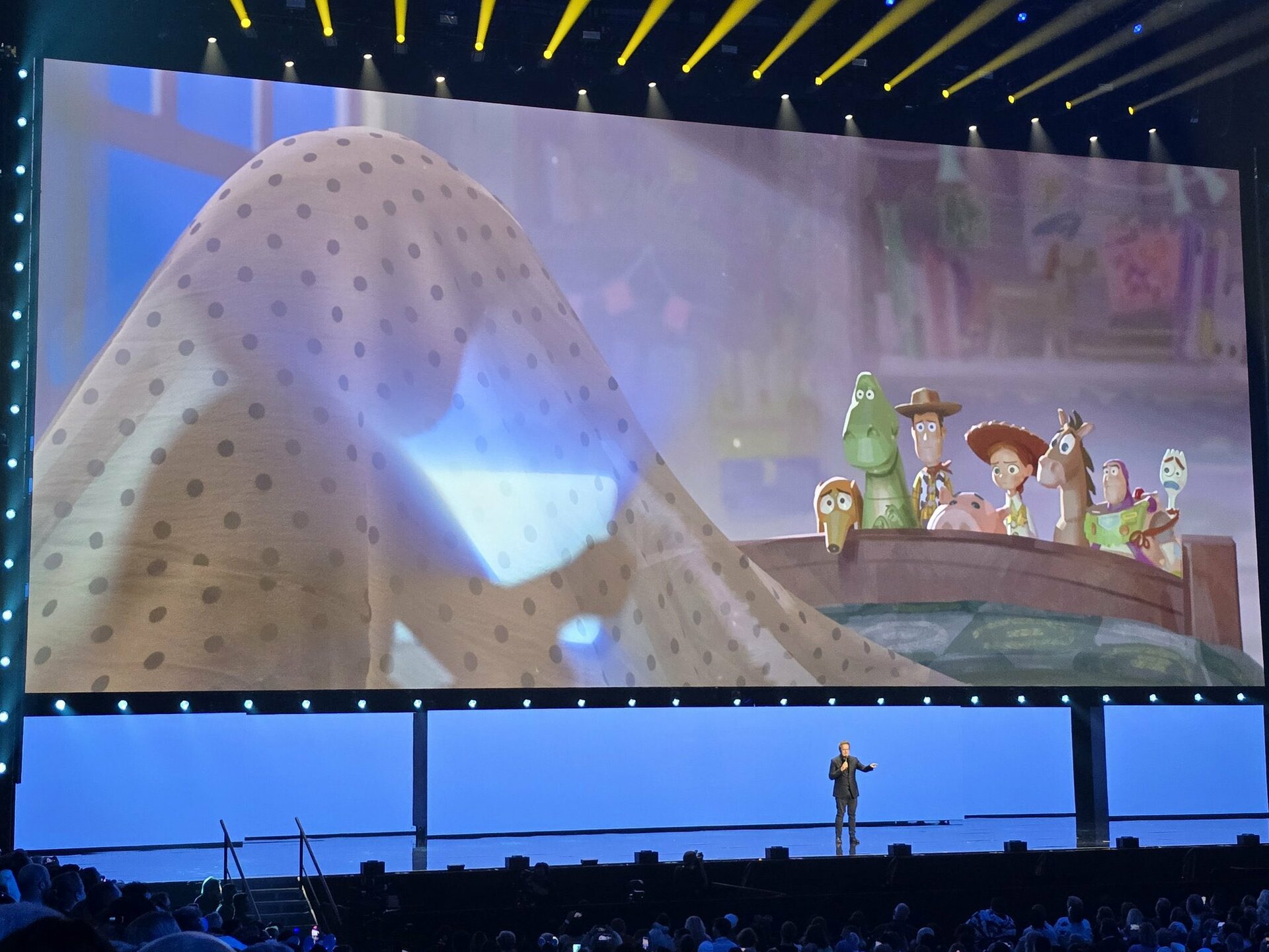 Pixar emociona en Annecy con las primeras escenas de Toy Story 5. Noticias en tiempo real