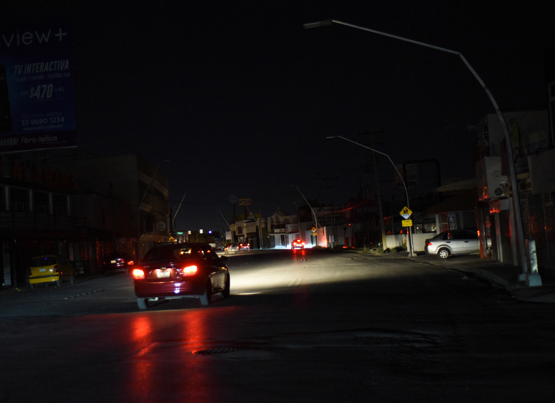 Simas Torreón reporta a CFE sectores con problemas de luz. Noticias en tiempo real
