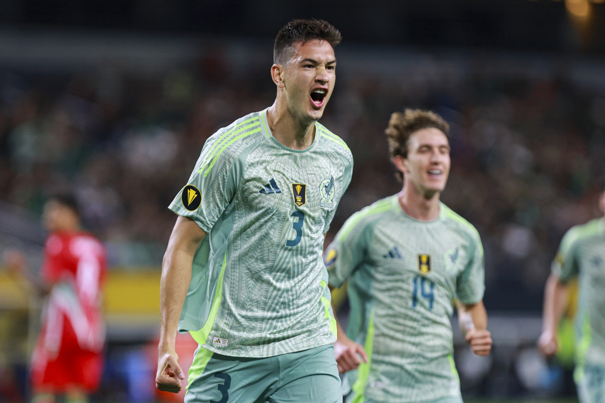 México derrota a Surinam con doblete de César Montes. Noticias en tiempo real