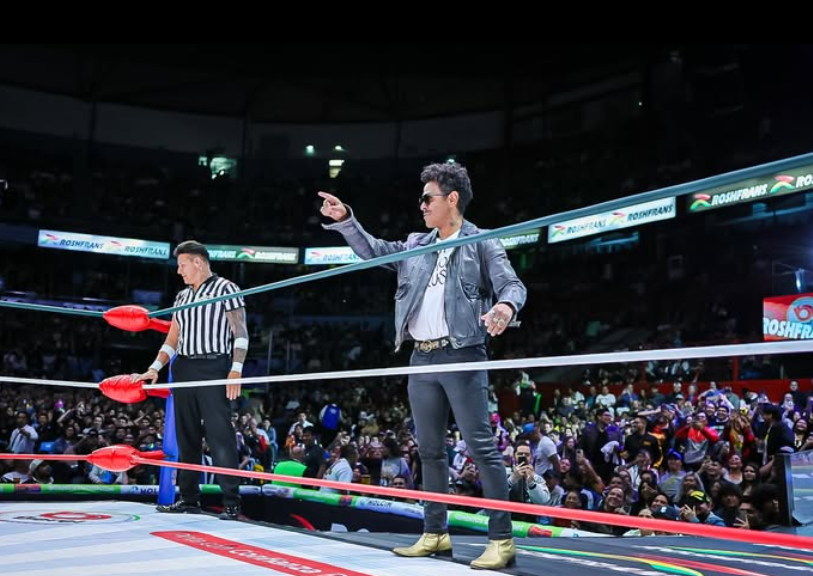 Kalimba aparece en función en la Arena México tras viralizarse su parecido a un luchador . Noticias en tiempo real